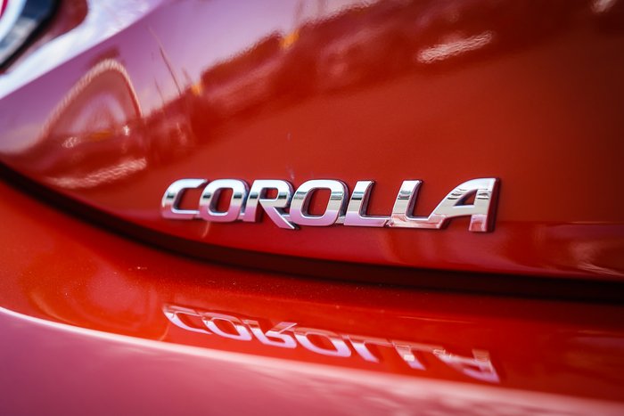 2025 Toyota COROLLA SX