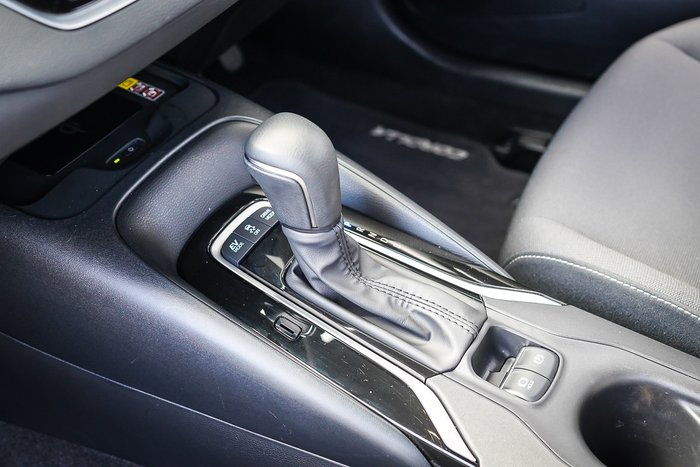 2025 Toyota COROLLA SX