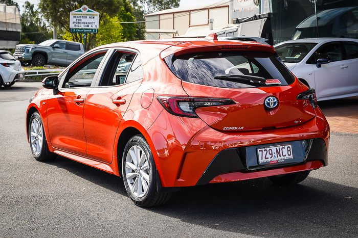 2025 Toyota COROLLA SX