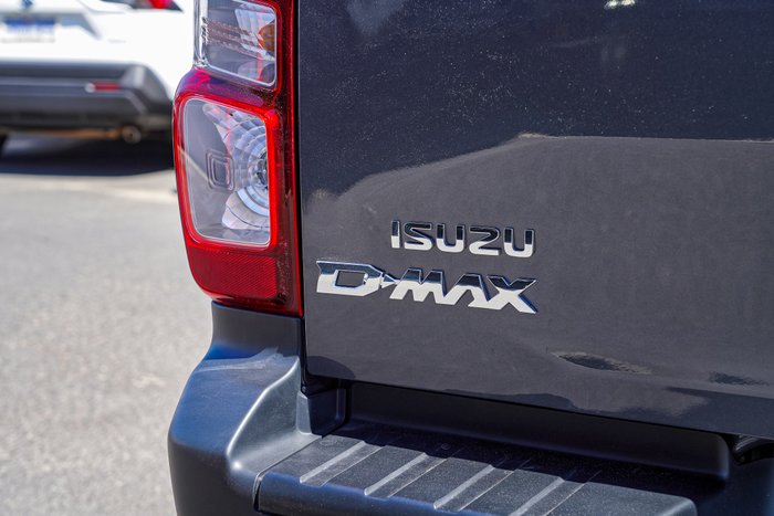 2025 Isuzu D-MAX X-RIDER