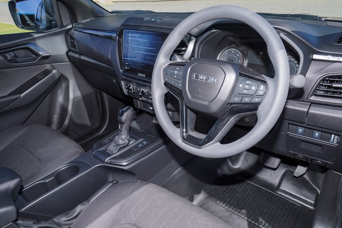 2025 Isuzu D-MAX X-RIDER