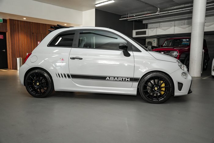 2021 Abarth 595 Competizione