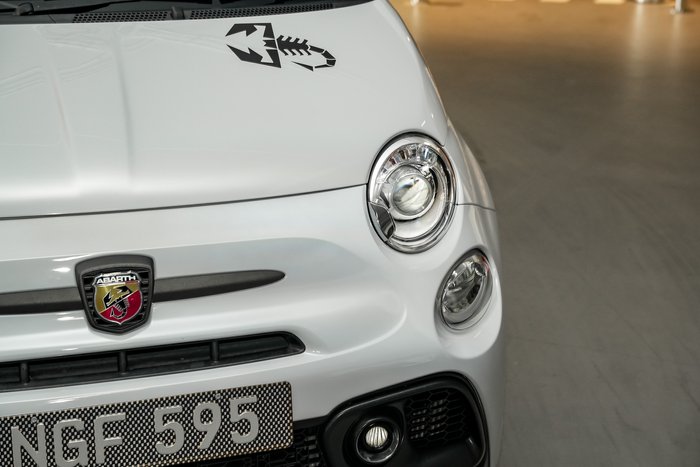 2021 Abarth 595 Competizione