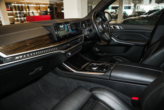 2023 BMW X7 xDrive40d M Sport