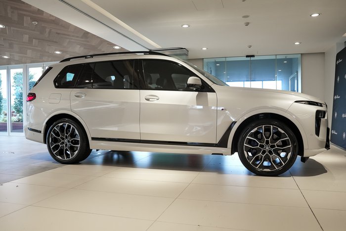 2023 BMW X7 xDrive40d M Sport
