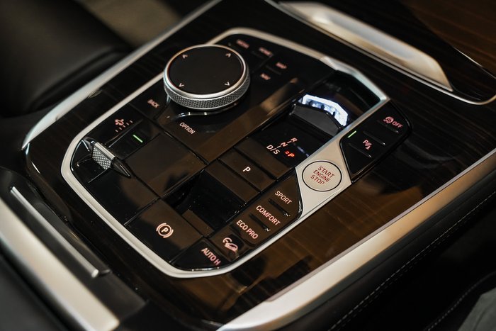 2023 BMW X7 xDrive40d M Sport