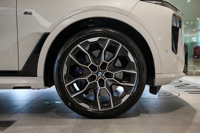 2023 BMW X7 xDrive40d M Sport