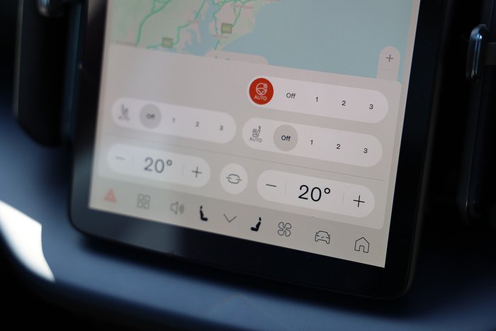 2025 Volvo EX30 Cross Country