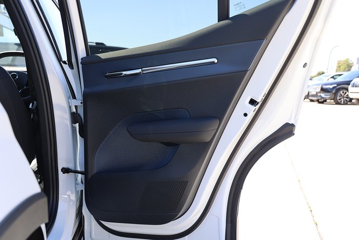 2025 Volvo EX30 Cross Country