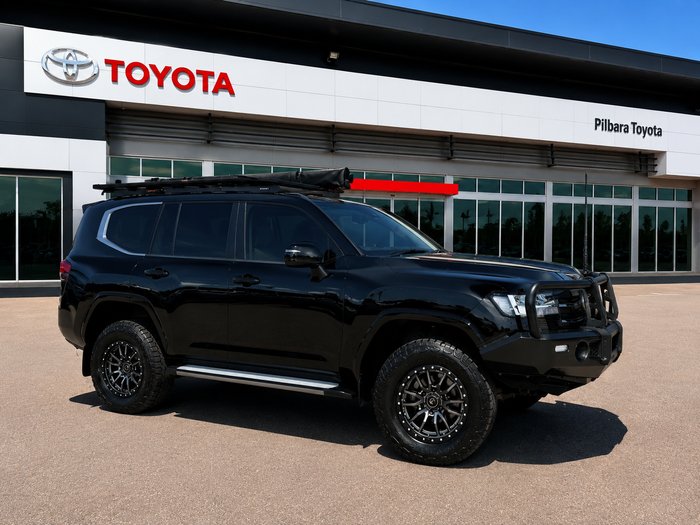2022 Toyota LANDCRUISER GXL Black