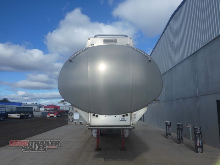 2008 Omega Aluminium Fuel Tanker