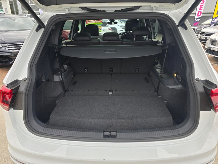 2021 Volkswagen Tiguan 162TSI R-Line
