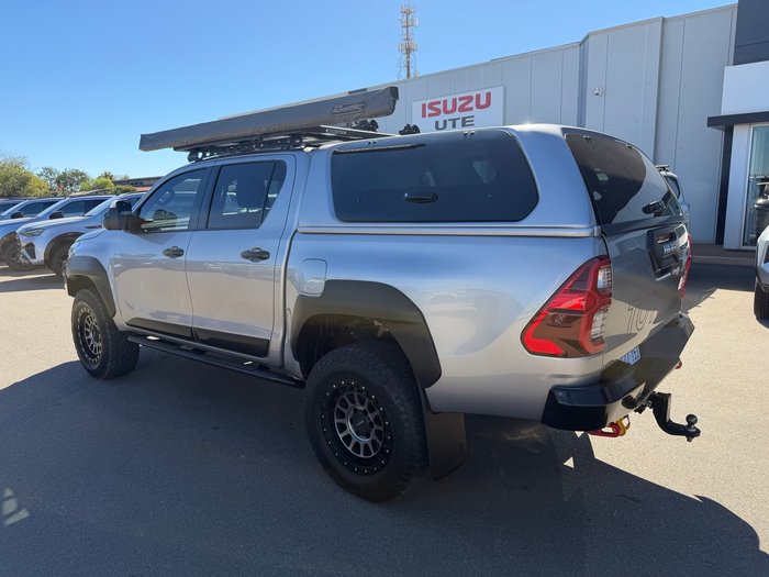 2022 Toyota Hilux Rugged X Silver