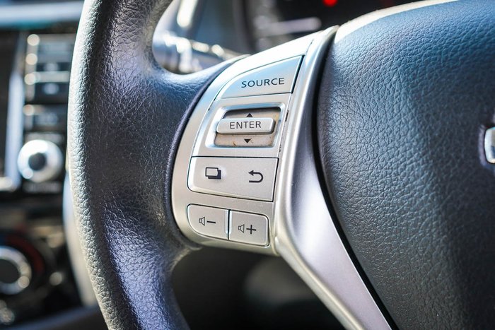 2019 NISSAN NAVARA SL (4x4)