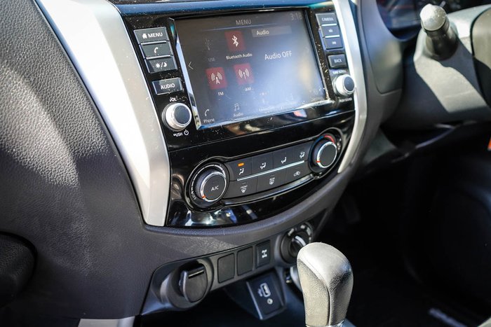 2019 NISSAN NAVARA SL (4x4)