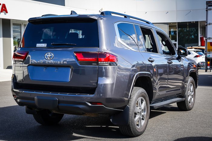 2025 Toyota LANDCRUISER VX