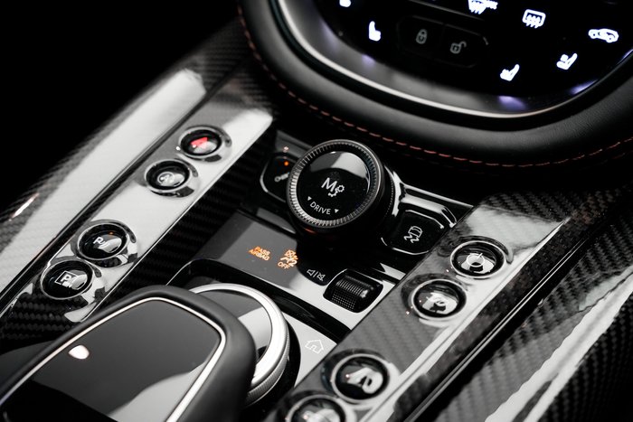 2023 Aston Martin DBX 707