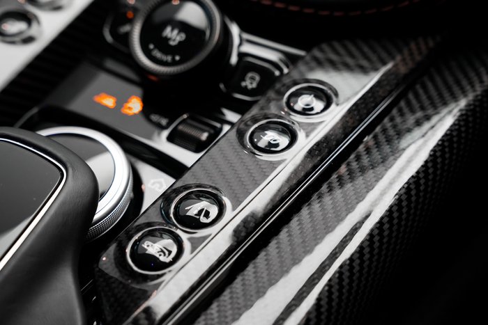 2023 Aston Martin DBX 707