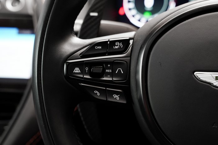 2023 Aston Martin DBX 707