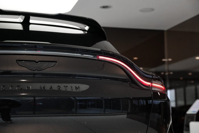 2023 Aston Martin DBX 707