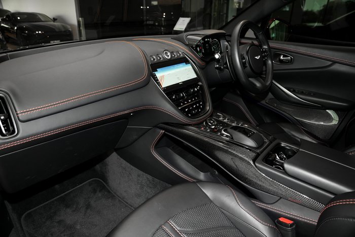 2023 Aston Martin DBX 707