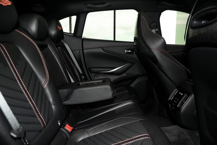 2023 Aston Martin DBX 707