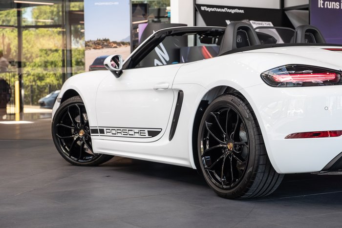 2024 Porsche 718 Boxster Style Edition
