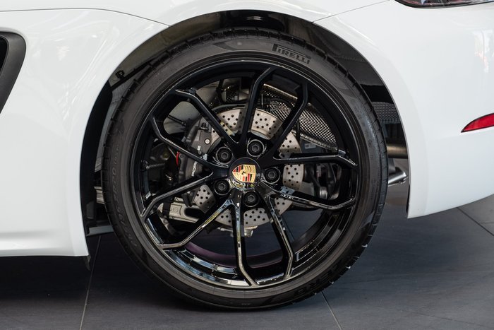 2024 Porsche 718 Boxster Style Edition