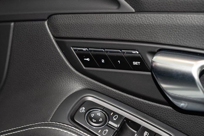 2024 Porsche 718 Boxster Style Edition