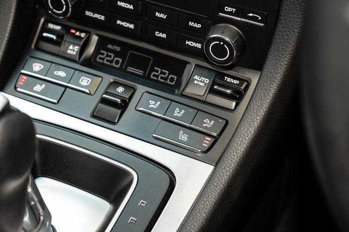 2024 Porsche 718 Boxster Style Edition