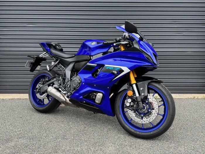 2025 Yamaha YZF-R7LA Blue