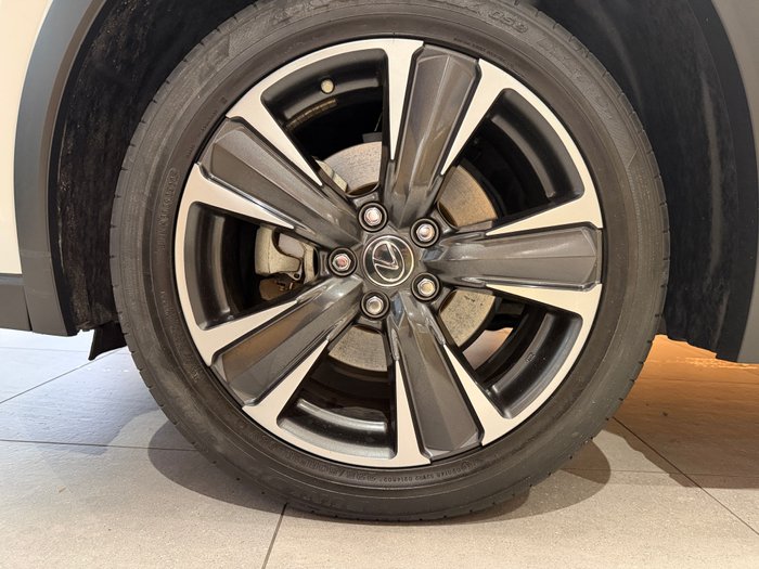 2020 Lexus UX250h Luxury 2.0L Hybrid Auto E-CVT SUV