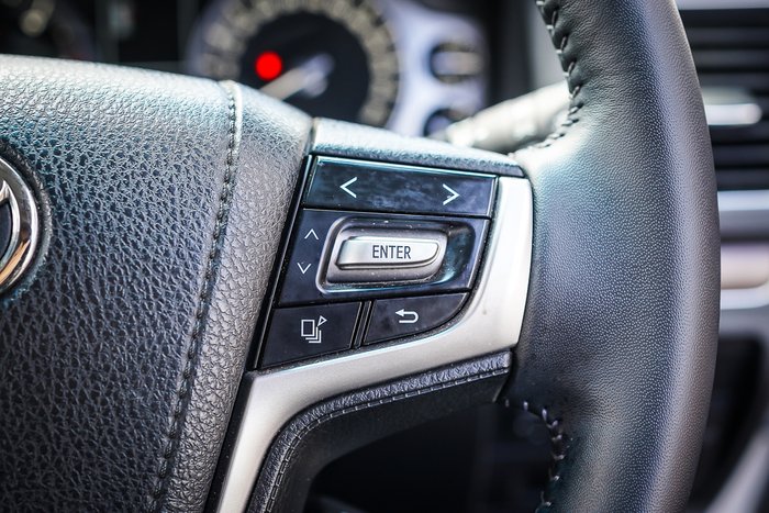 2016 Toyota LANDCRUISER VX