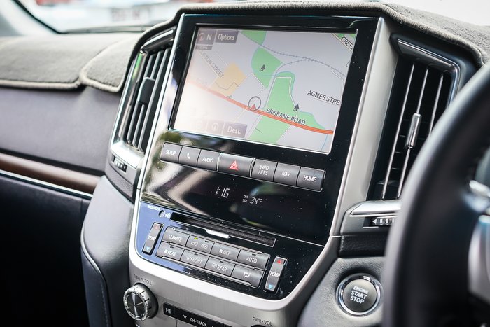 2016 Toyota LANDCRUISER VX