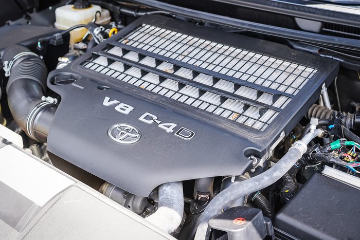 2016 Toyota LANDCRUISER VX