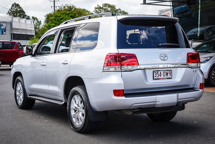 2016 Toyota LANDCRUISER VX