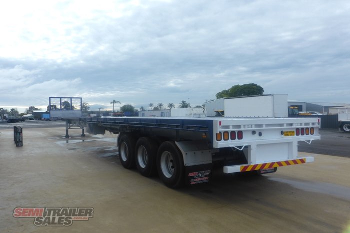 2006 Krueger 45FT-69FT Flat Top Extendable