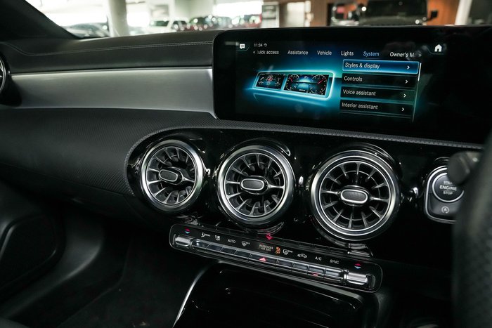 2022 Mercedes-Benz A-Class A35 AMG