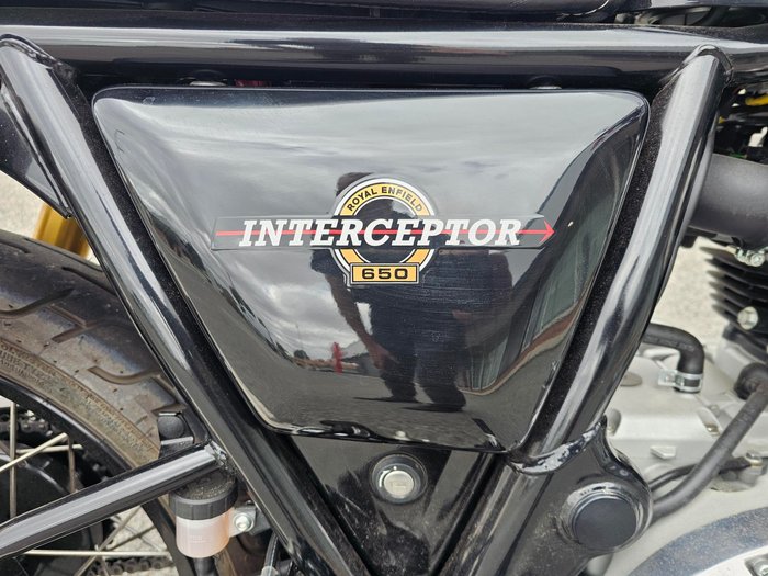 2023 Royal Enfield Interceptor 650  Black