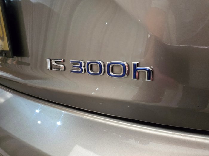 2017 Lexus IS300h F Sport 2.5L Hybrid CVT Sedan