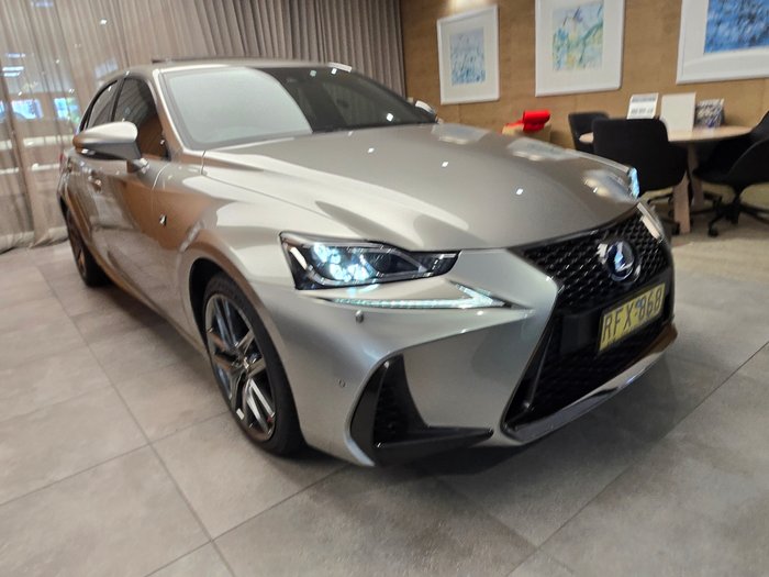 2017 Lexus IS300h F Sport 2.5L Hybrid CVT Sedan