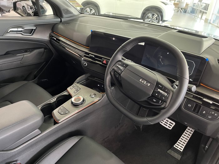 2025 KIA SPORTAGE GT-LINE