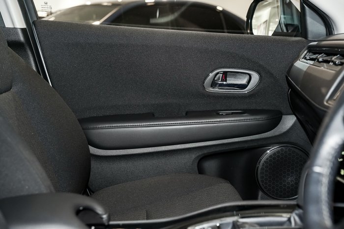 2018 Honda HR-V VTi-S
