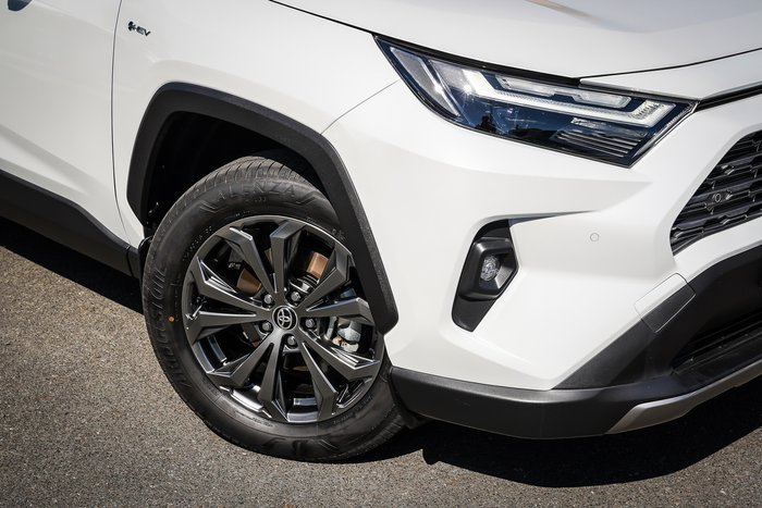 2025 Toyota RAV 4 Hybrid