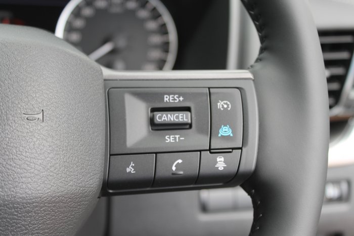 2025 Nissan X-TRAIL ST