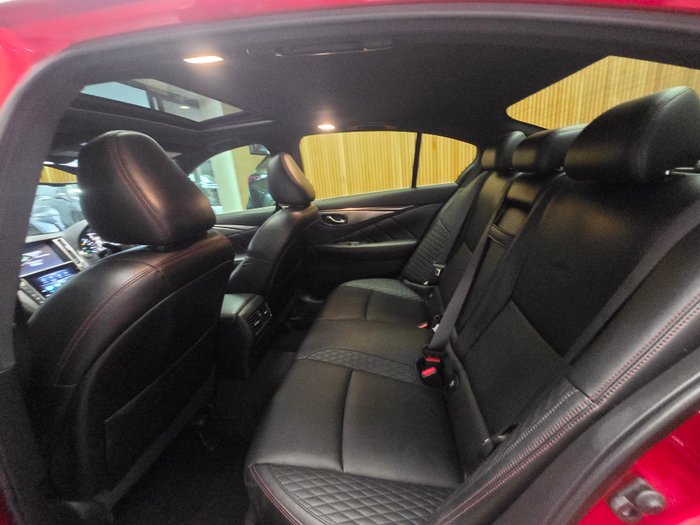 2017 INFINITI Q50 3.0tt RED SPORT
