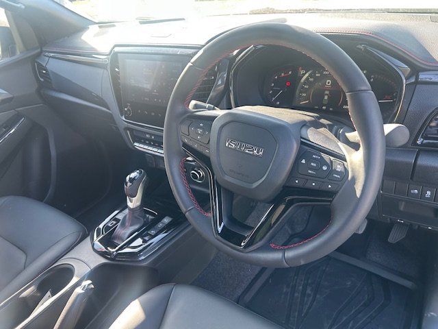 2025 Isuzu D-MAX X-TERRAIN MY24 MERCURY SILVER