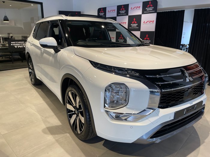 2025 MITSUBISHI Outlander