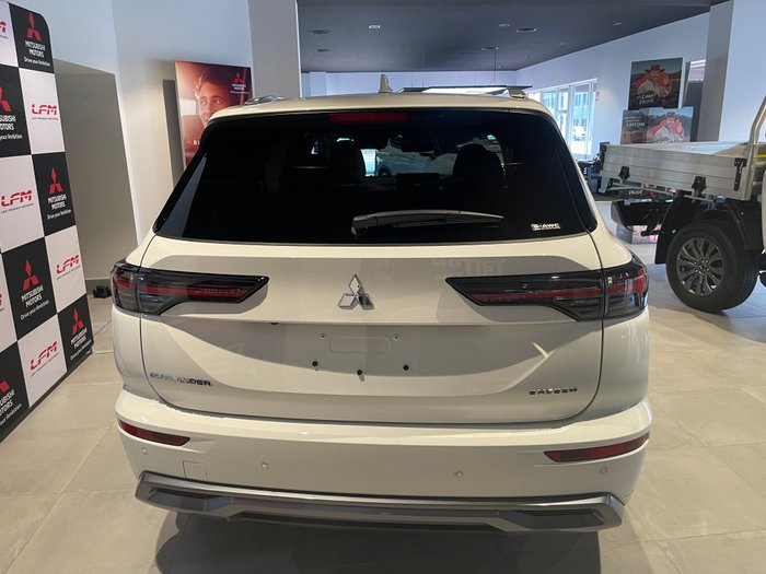 2025 MITSUBISHI Outlander EXCEED