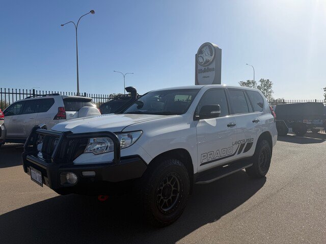 2017 Toyota Prado GX White